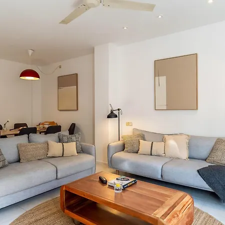 Apartment Canela Homes Ninot Barcelona