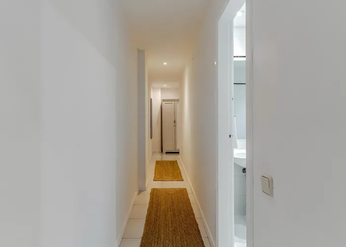Canela Homes Ninot Lejlighed